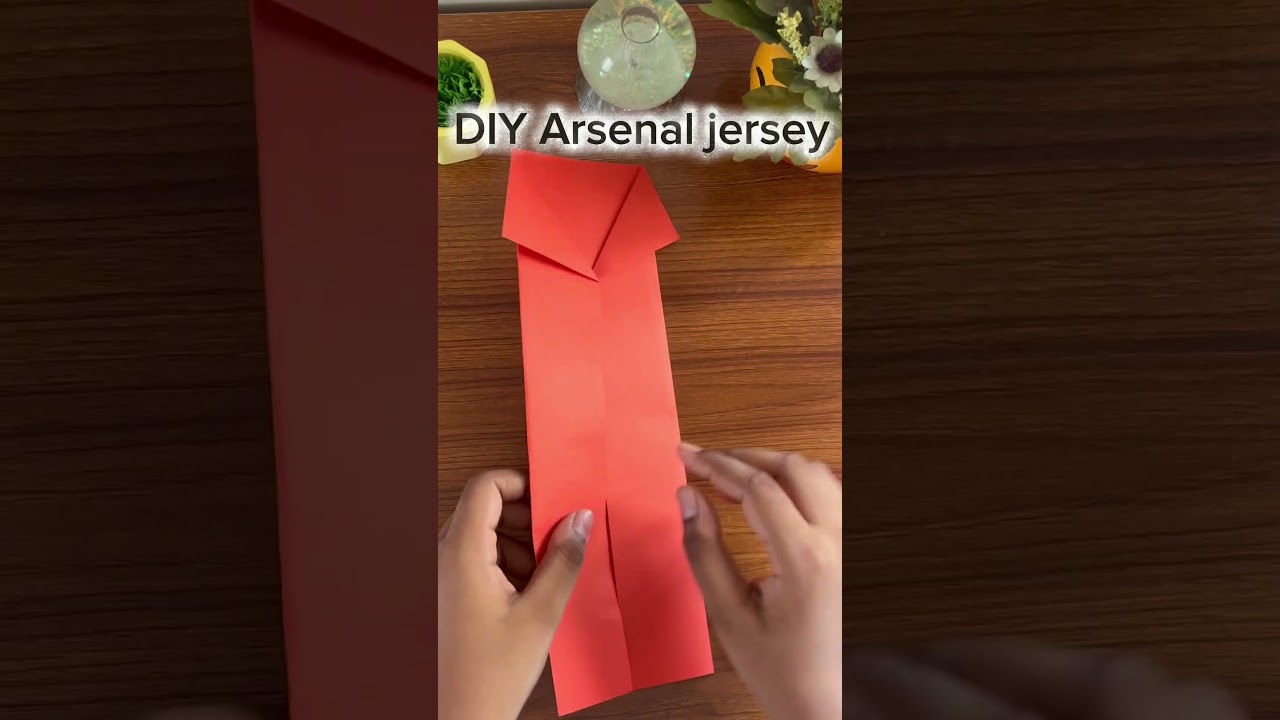 DIY Arsenal jersey #awesome #crafts #arsenal }bdtwinsartsandcrafts #awesomethings #shorts #viral