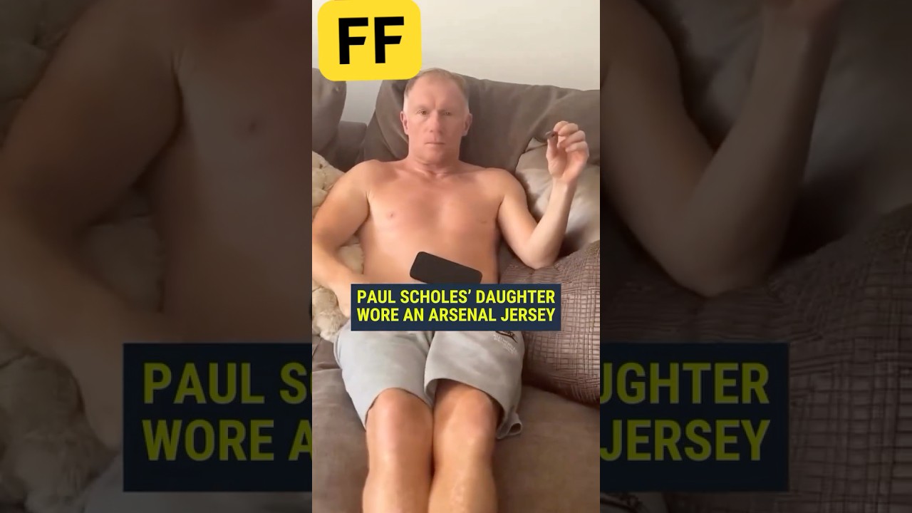 Paul Scholes’ Daughter Trolls Him By Wearing Arsenal Jersey 😂⚽