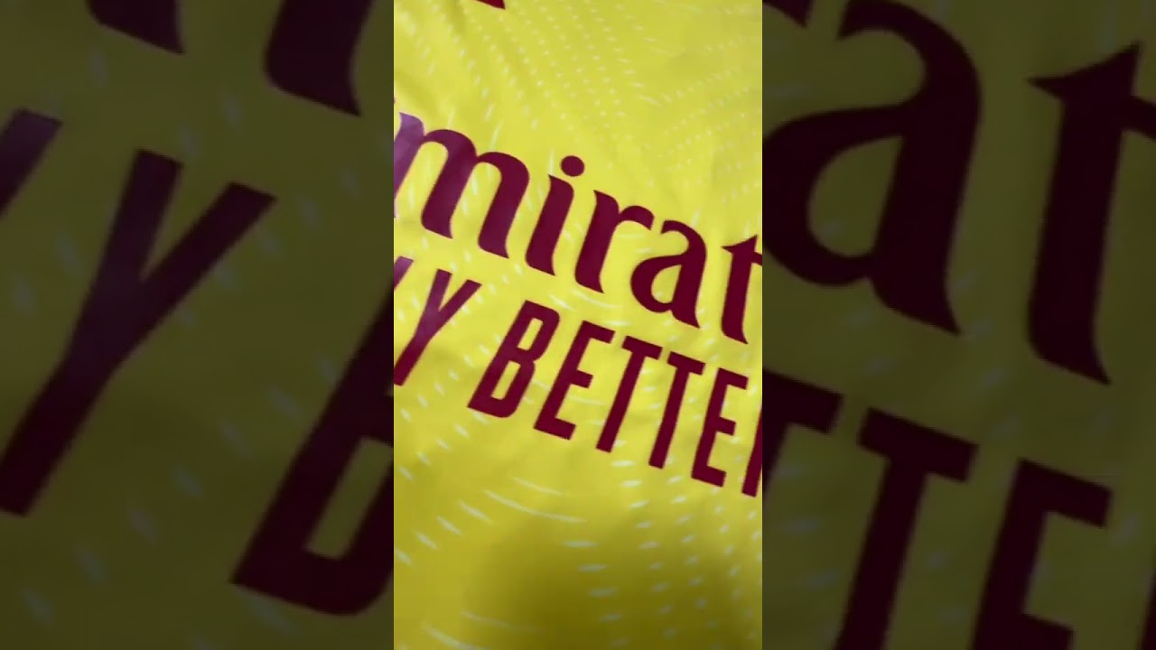25/26 Arsenal #goalkeeper Jersey 🧤 Clean Drop or Instant Classic? #jersey #arsenal #premierleague