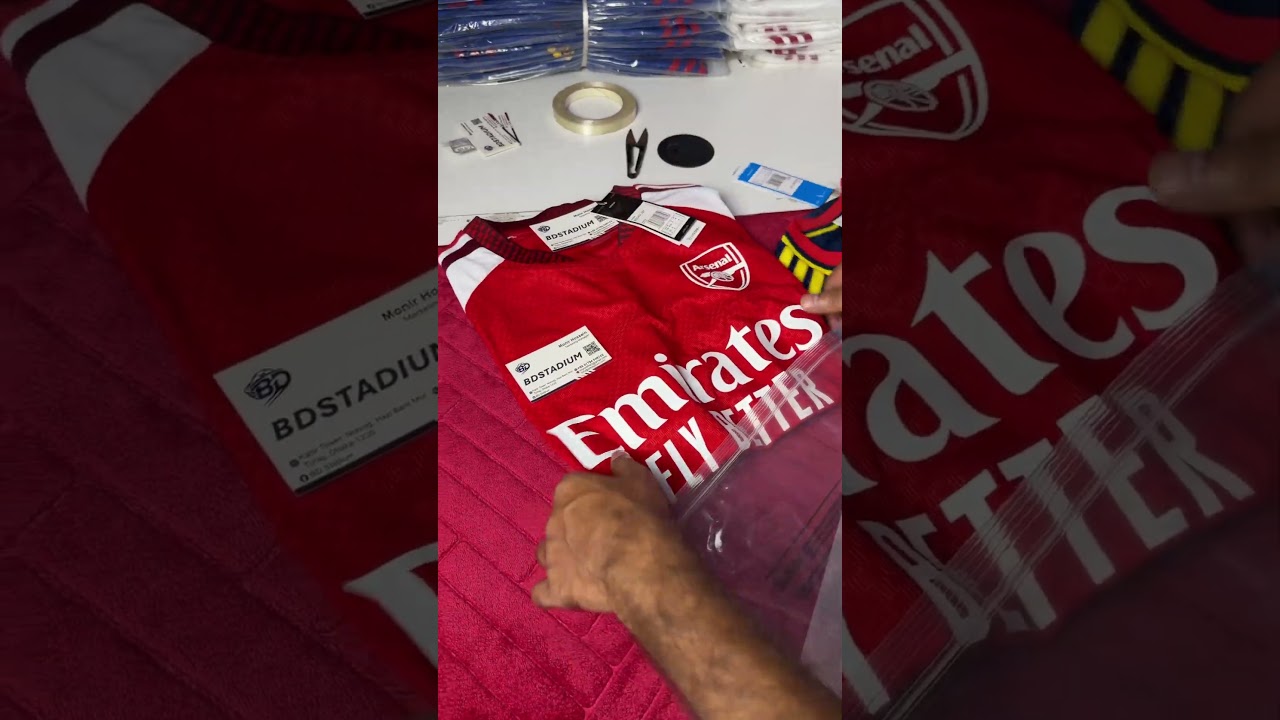 Arsenal 26/27 kit imported player addition jersey wholesale. WhatsApp: 01895632013