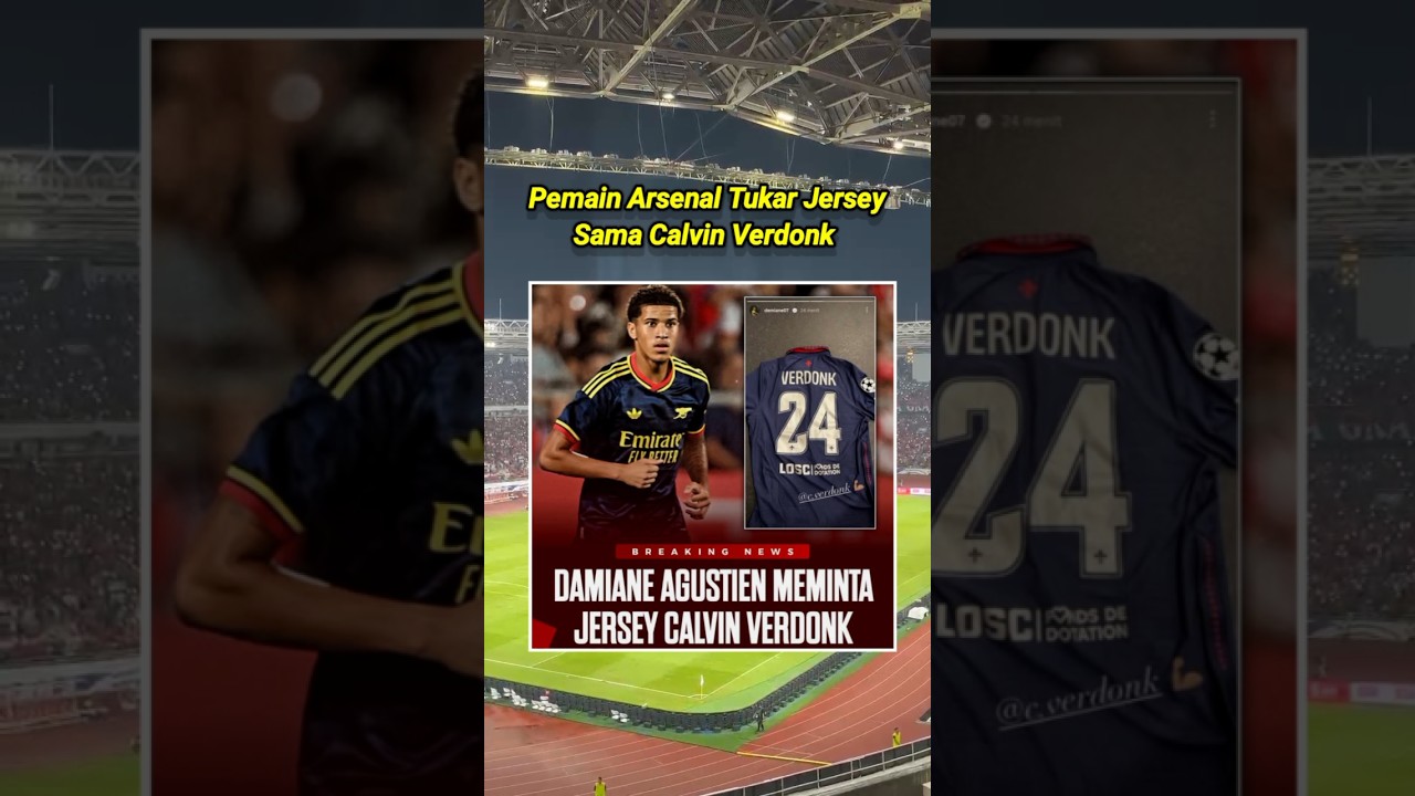 Pemain Arsenal Pamer jersey Calvin Verdonk